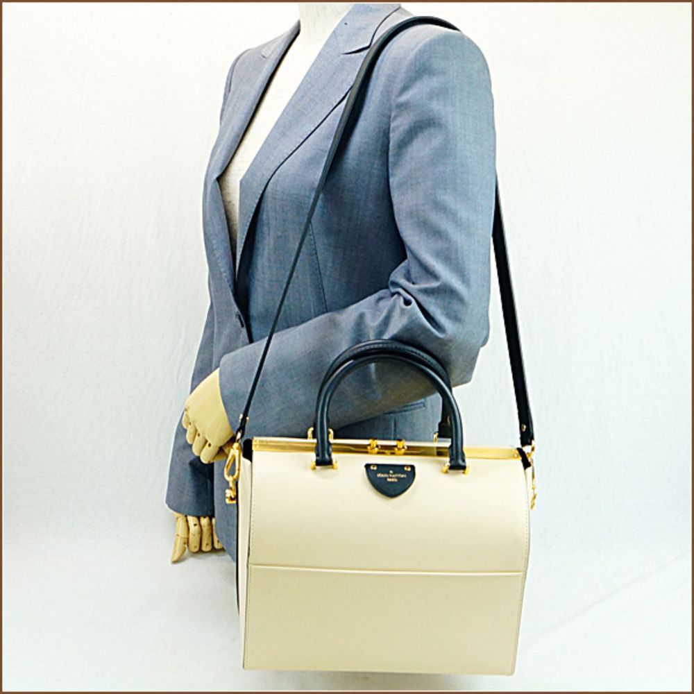 Louis Vuitton Speedy Doctor 25 Ivory 2WAY Handbag